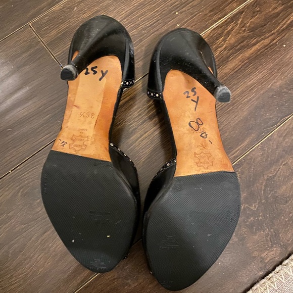 Vintage Manolo Blahnik Leather Heels - Picture 6 of 6